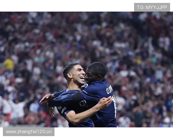 巴黎圣日耳曼内忧外患:战术失衡与更衣室矛盾动摇豪门根基 巴黎圣日耳曼内忧外患:战术失衡与更衣室矛盾动摇豪门根基